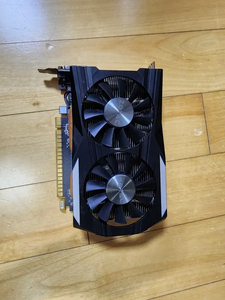 조텍 gtx1050ti 팝니다 zotac gtx 1050ti 그래픽카드